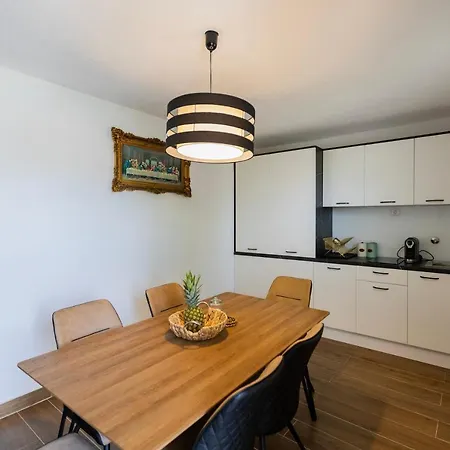 Villa Lea *